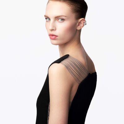Karolina Spakowski e Givenchy. Uma nova era de beleza