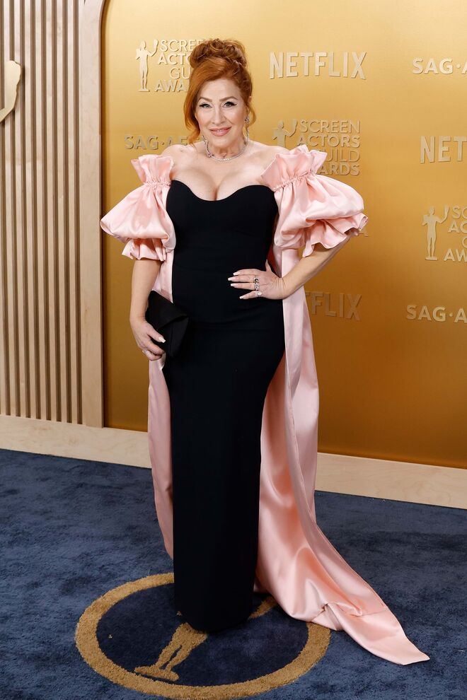 Lisa Ann Walter em Greta Constantine.