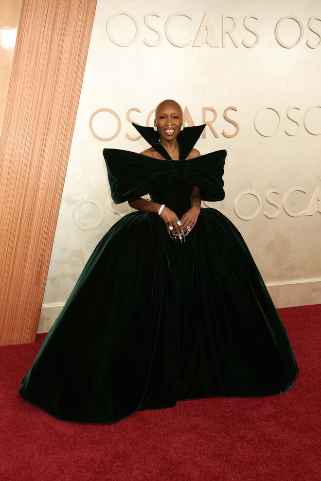 Cynthia Erivo em Louis Vuitton.