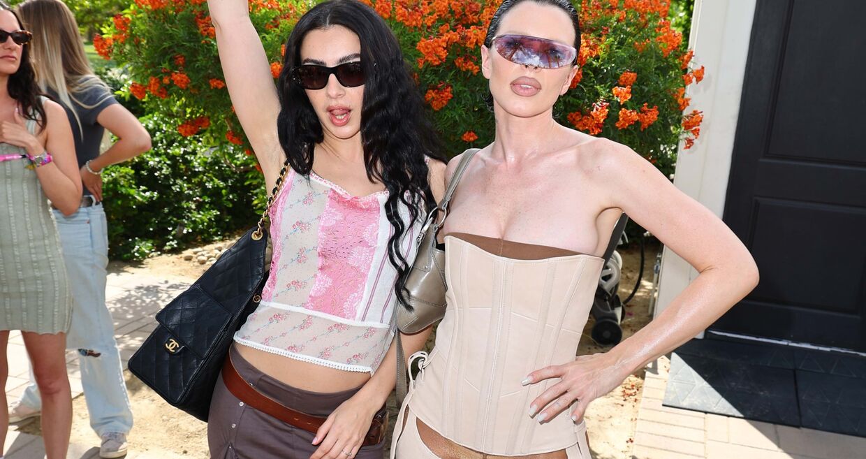 Charli XCX e Julia Fox
