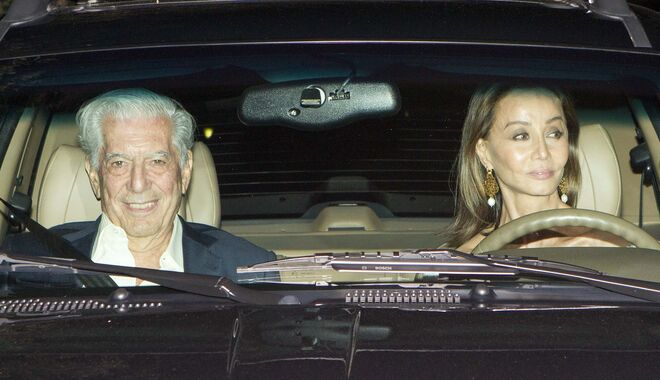 Avistados juntos no carro, ainda em 2015 quando a relação era recente.