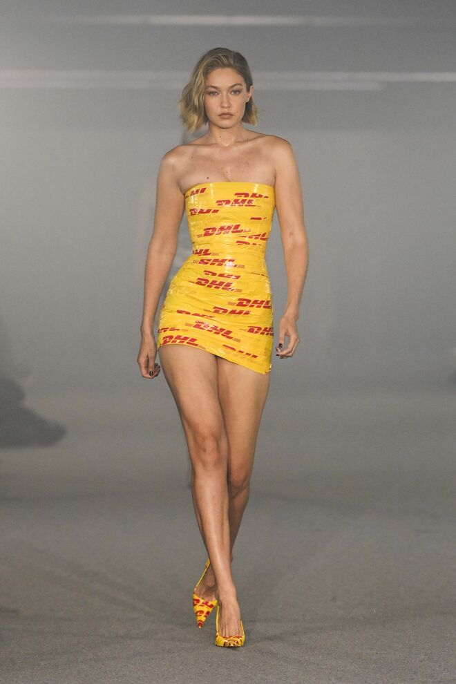 Em 2024, Hadid desfilou para a Vetements na Paris Fashion Week.