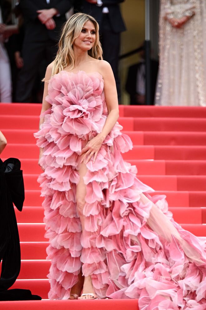 13 de Maio - Heidi Klum com um vestido Elie Saab. 