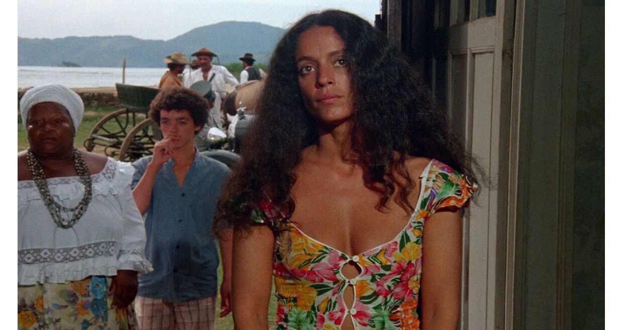 Romance no século XXI: Jacira procura a sua sorte em Portugal e aguarda Jair