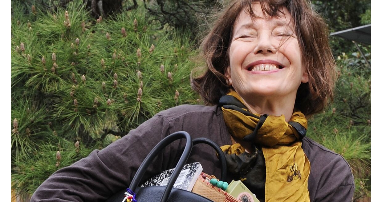 Jane Birkin com a icónica Hermès Birkin.