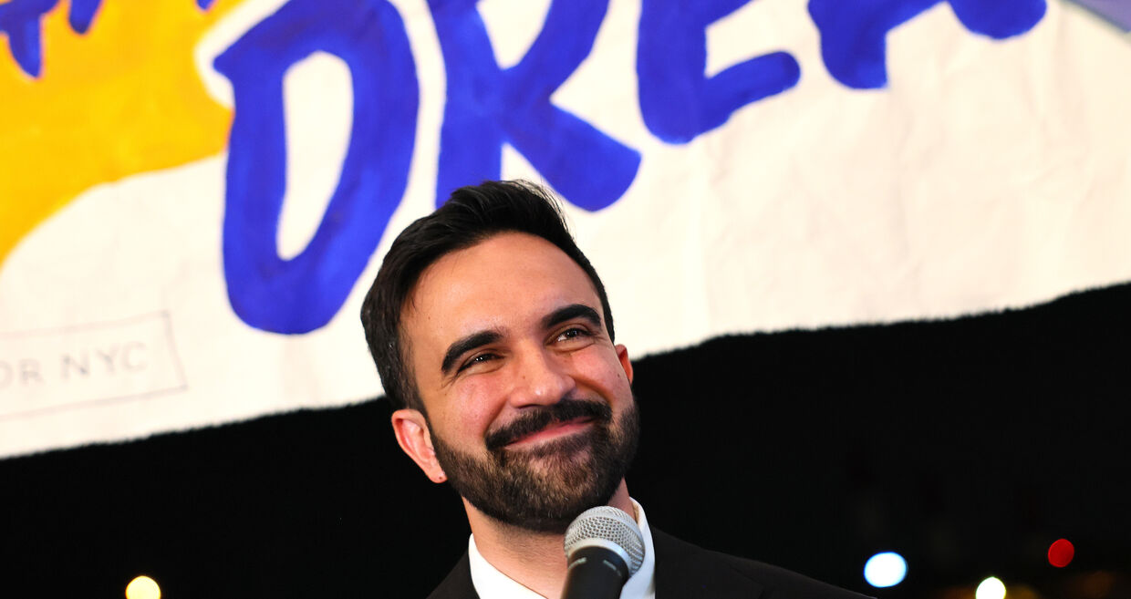 Zohran Mamdani, candidato à presidência da cidade destaca-se pelas ideias progressistas