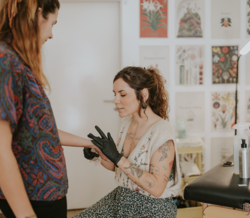 Lelê. Tatuar com consciência ecológica