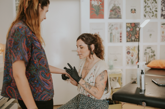 Lelê. Tatuar com consciência ecológica