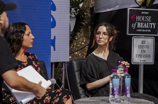 Clara Não: “O meu tempo é mais valioso do que estar a falar com uma pessoa que, nitidamente, só está a destilar ódio” 