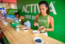 Activia promove saúde digestiva com iogurtes e showcooking na Máxima House of Beauty