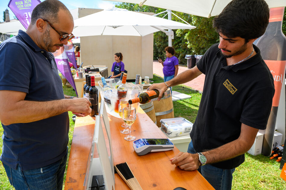 Casa Ermelinda Freitas marca presença com bar de vinhos em Oeiras