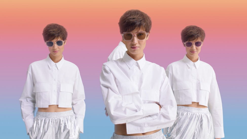 Inês Isaías destaca lentes Transitions® GEN S™: moda e proteção num acessório