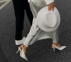 10 sapatos de noiva em branco. Do clássico ao inesperado