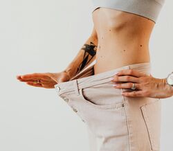 Consegue adivinhar qual é o primeiro sítio do corpo onde começamos a engordar? Não é o que pensa
