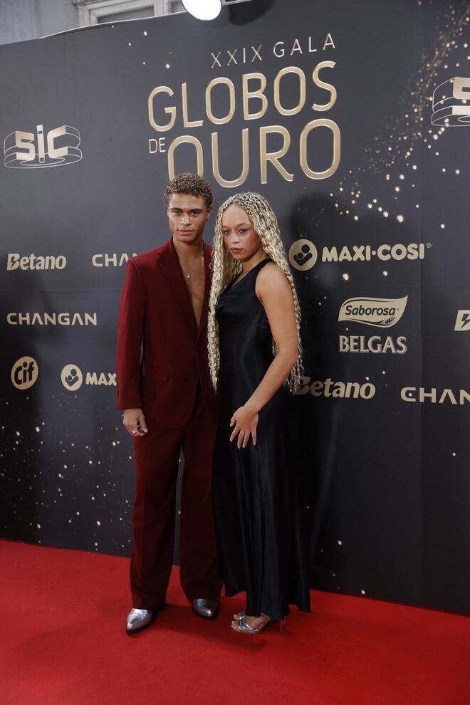 Evandro Gomes, ator, e Aléxia Beatriz Gomes, cantora