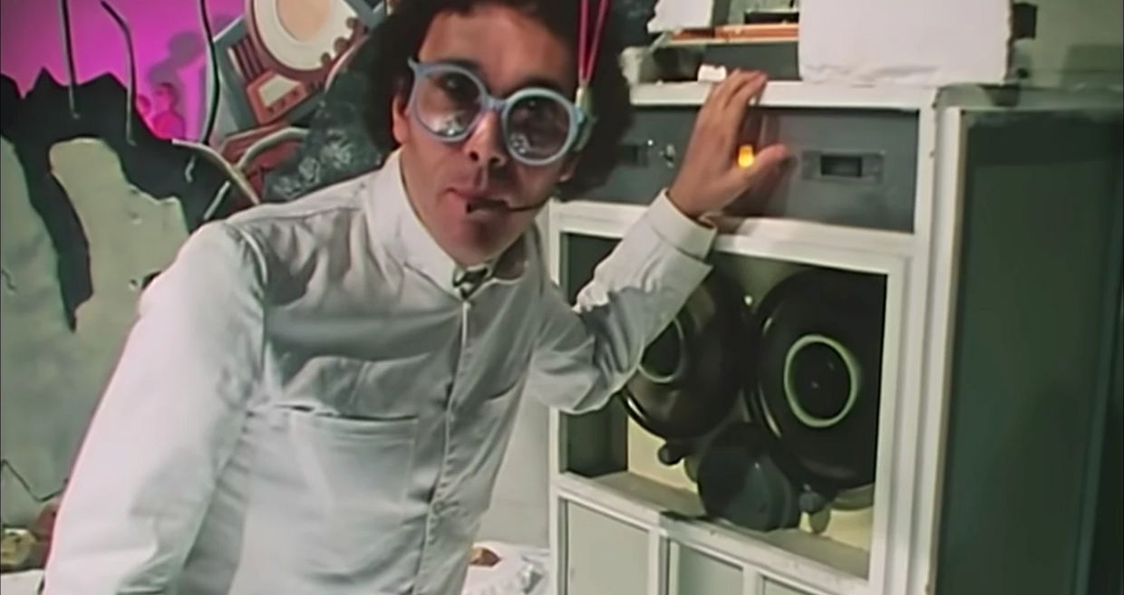 Still life de "Video Killed the Radio Star", dos The Buggles, o primeiro vídeo que passou na MTV