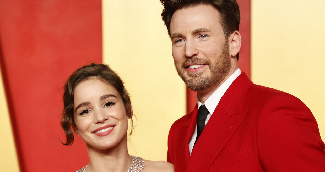 Chris Evans e Alba Batista