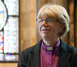Sarah Mullally, líder da Igreja Anglicana, nomeada Arcebispa de Cantuária