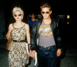 Madonna e Sean Penn juntos num retrato do início da carreira da cantora