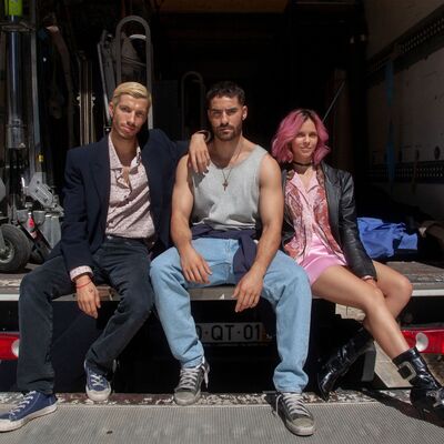 Elenco de Rabo de Peixe na 2ª temporada após reviravolta na vida dos jovens açorianos