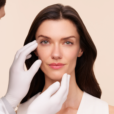 Avène apresenta Hyaluron Activ Procedure, gama para reativar a juventude celular