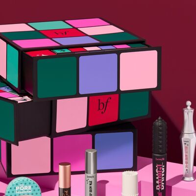 Calendário do advento Benefit Cosmetics para este Natal