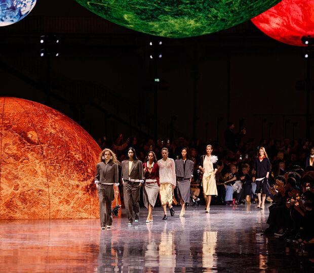 202510161315 (1).mp4