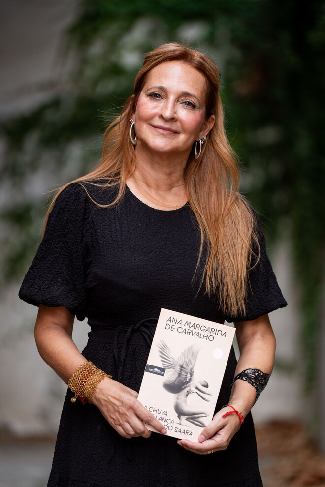 Ana Margarida de Carvalho, autora de 'A chuva que lança a areia do Saara'