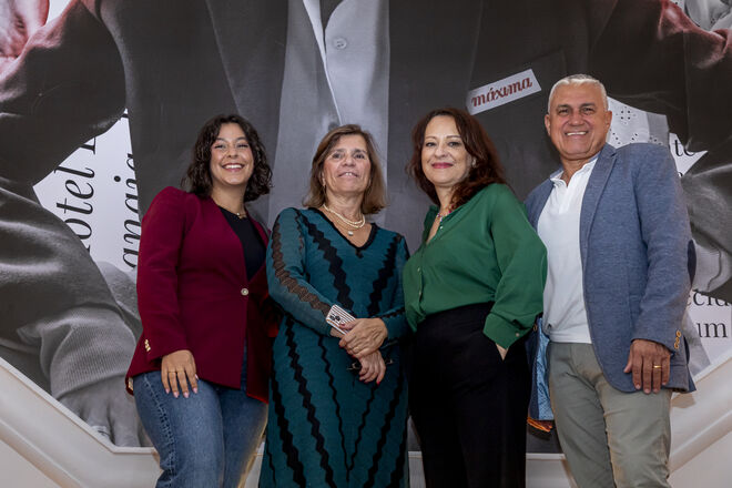 Celebração da revista Máxima com amigos, parceiros e rostos conhecidos