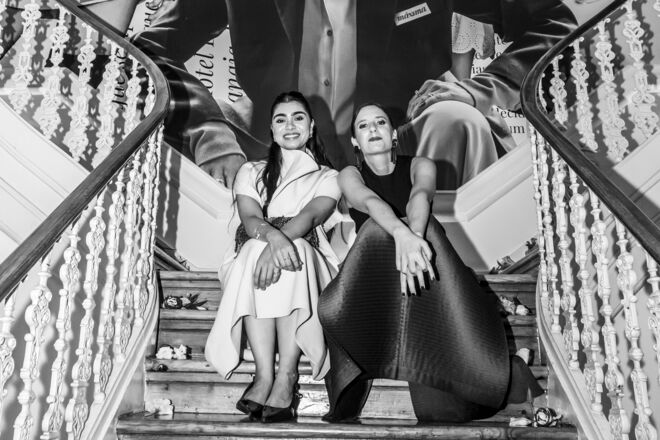 Convidados celebram aniversário da revista Máxima em festa de lançamento da nova edição anual