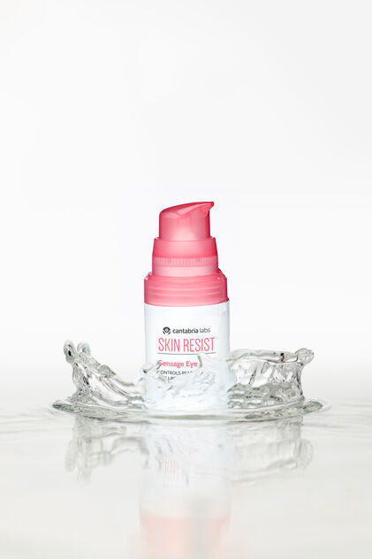 Pele calma com Skin Resist Sensage Eye: contorno de olhos para peles sensíveis.