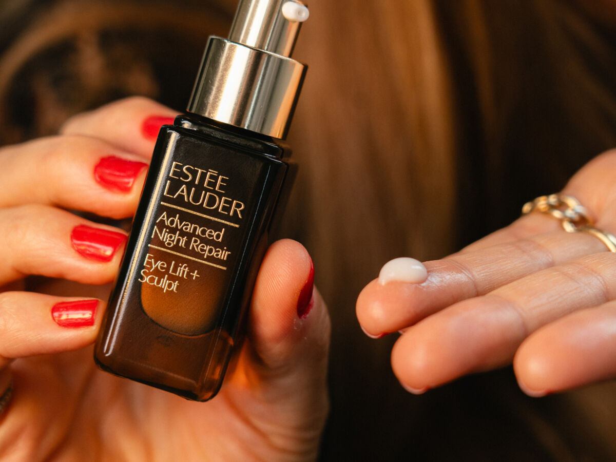 Estée Lauder Advanced Night Repair Eye Lift, um segredo para um olhar jovem