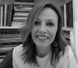 Carla Pais vence o Prémio LeYa 2025, um reconhecimento na literatura.
