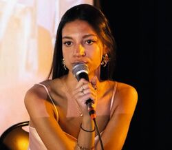 Inês Marinho, ativista, transforma a violência machista em ativismo e luta por uma internet menos cruel