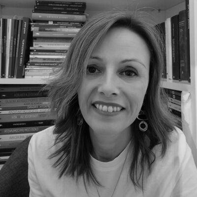 Carla Pais vence o Prémio LeYa 2025, um reconhecimento na literatura.
