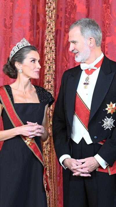 Rainha Letizia e Rei Felipe VI num jantar de Estado em Espanha