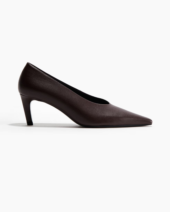 H&M, Sapatos Clássicos, €26,25.