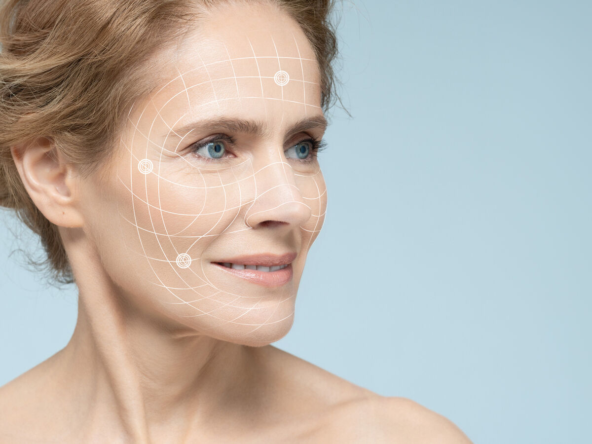 Pele renovada no inverno com retinoides para melhor textura, firmeza e luminosidade