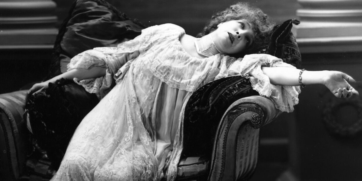  Sarah Bernhardt