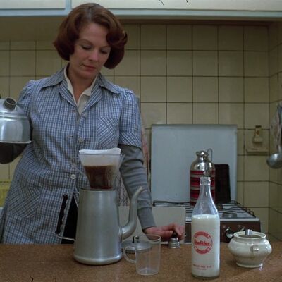   Jeanne Dielman, 23, quai du Commerce, 1080 Bruxelles (1975)