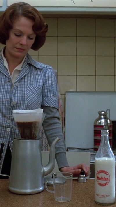   Jeanne Dielman, 23, quai du Commerce, 1080 Bruxelles (1975)