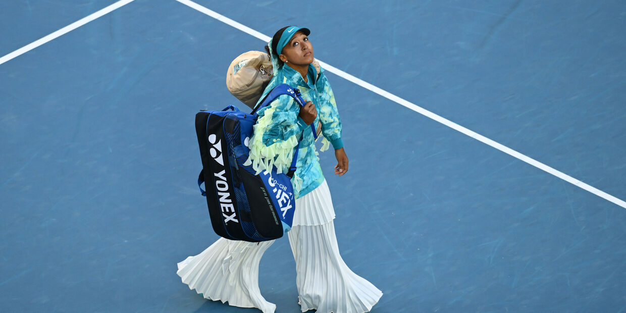 Naomi Osaka redefine estilo no ténis com looks arrojados e inesperados
