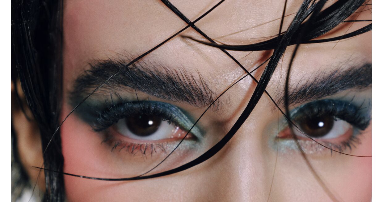 Sobrancelhas em destaque: dicas de beleza de mulheres influentes no Instagram