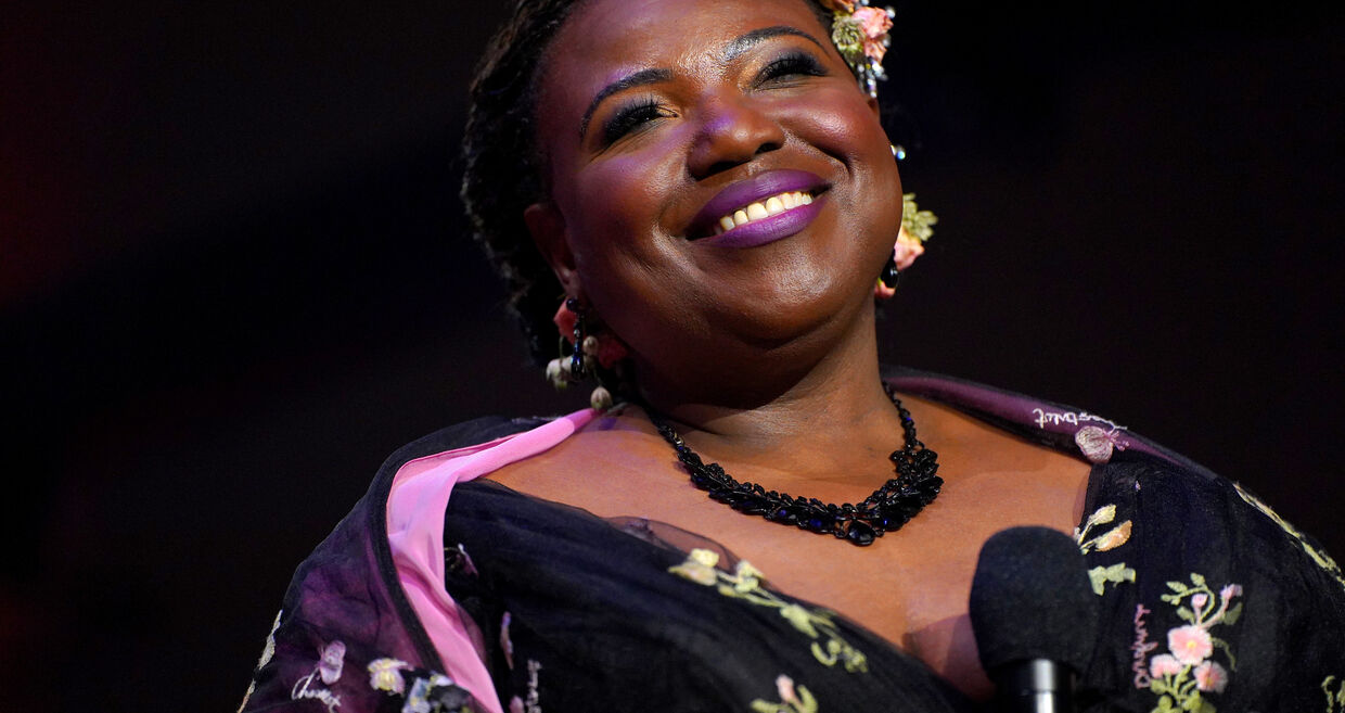 Tracie D. Hall fala sobre desinformação e censura de livros no festival 5L em Lisboa.
