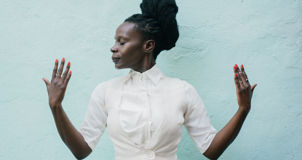 Isabél Zuaa, atriz portuguesa, destaca-se nos Óscares com o filme "O Agente Secreto"