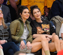 Kendall Jenner e Bella Hadid em 2016