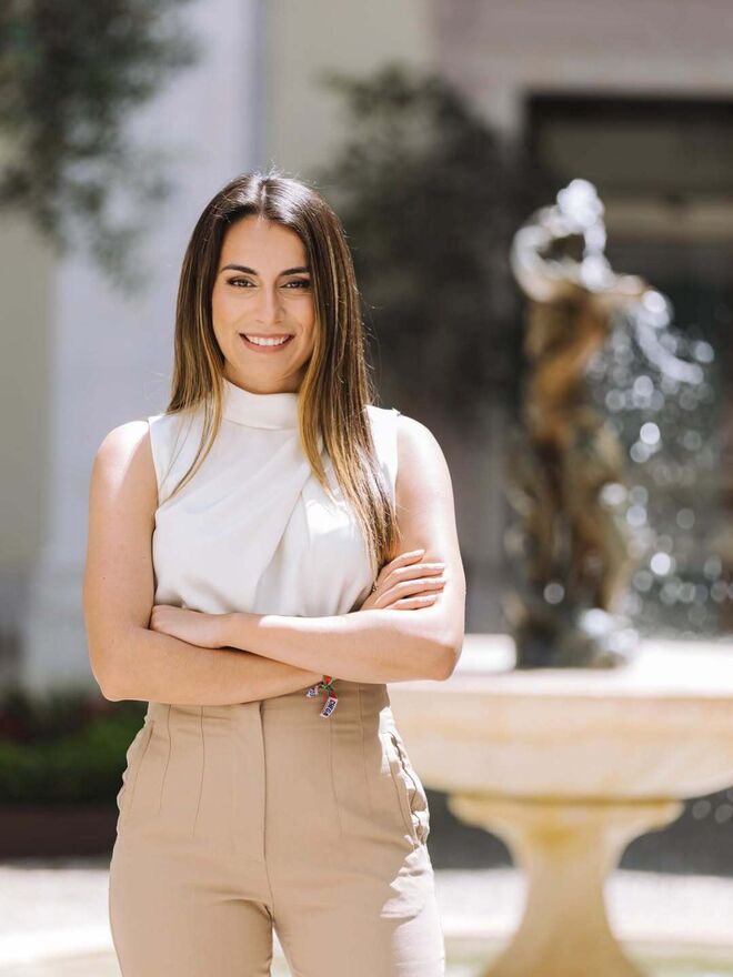 Rita Matias: "Sobre André Ventura, destaco o combate a práticas culturais  incompatíveis com os valores democráticos, como a utilização da burca" -  Atual - Máxima