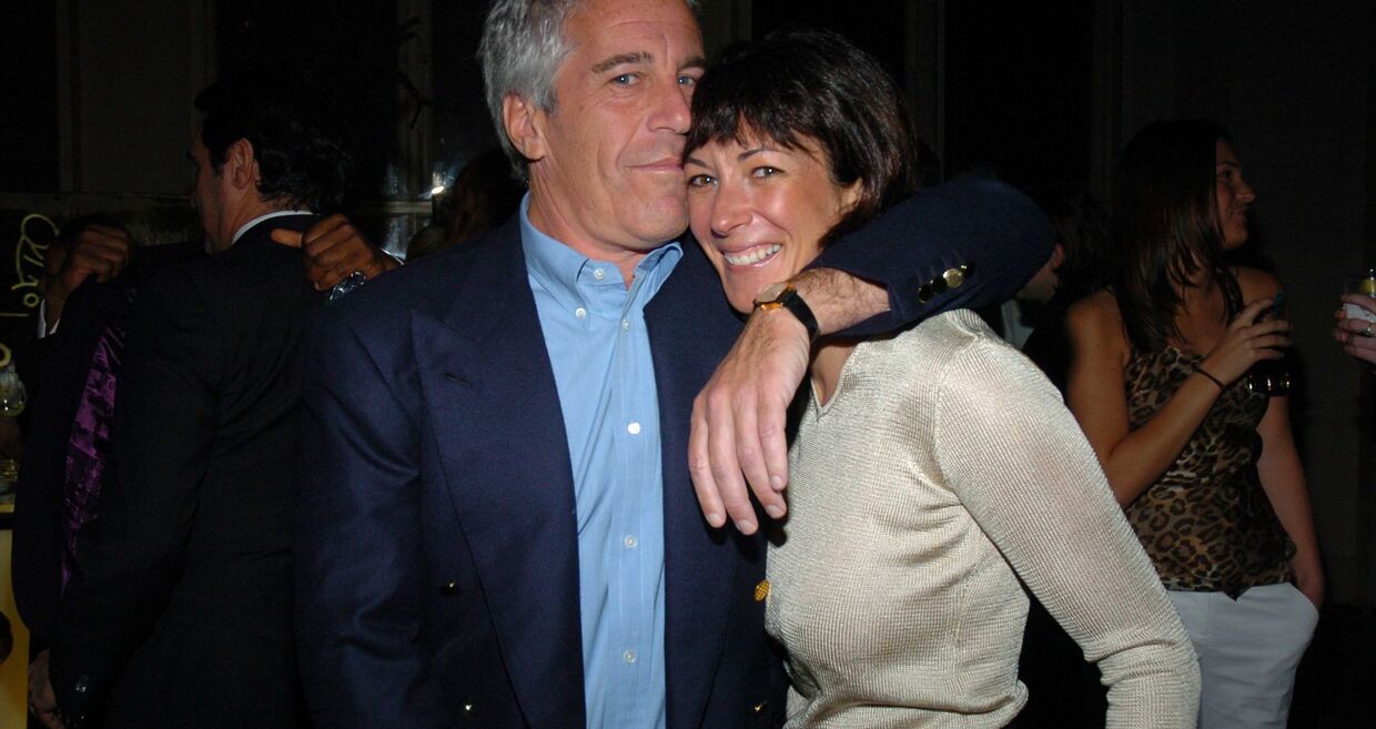 Jeffrey Epstein e Ghislaine Maxwell 