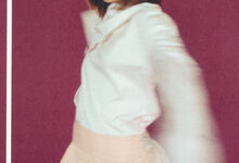 Camisola, Mango. Saia, Béhen.