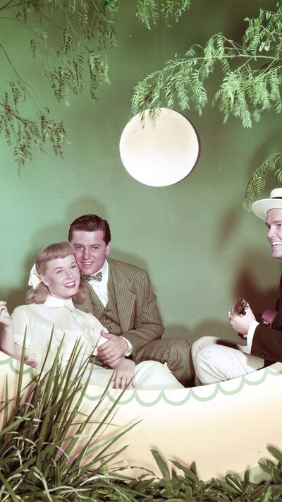 O céu vai voltar a escurecer, a 17 de fevereiro, quando a Lua se posicionar entre o Sol e a Terra. 